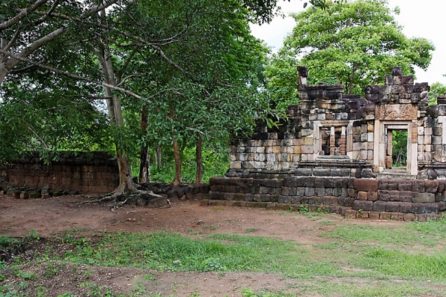 29-Prasat Sdok Kok Thom (2009)-011